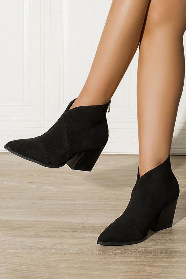 POINTED ANKLE BOOT WITH Premium  EFFECT