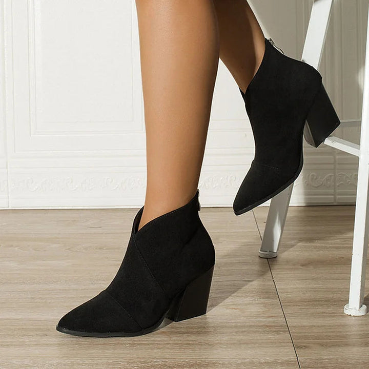 POINTED ANKLE BOOT WITH Premium  EFFECT