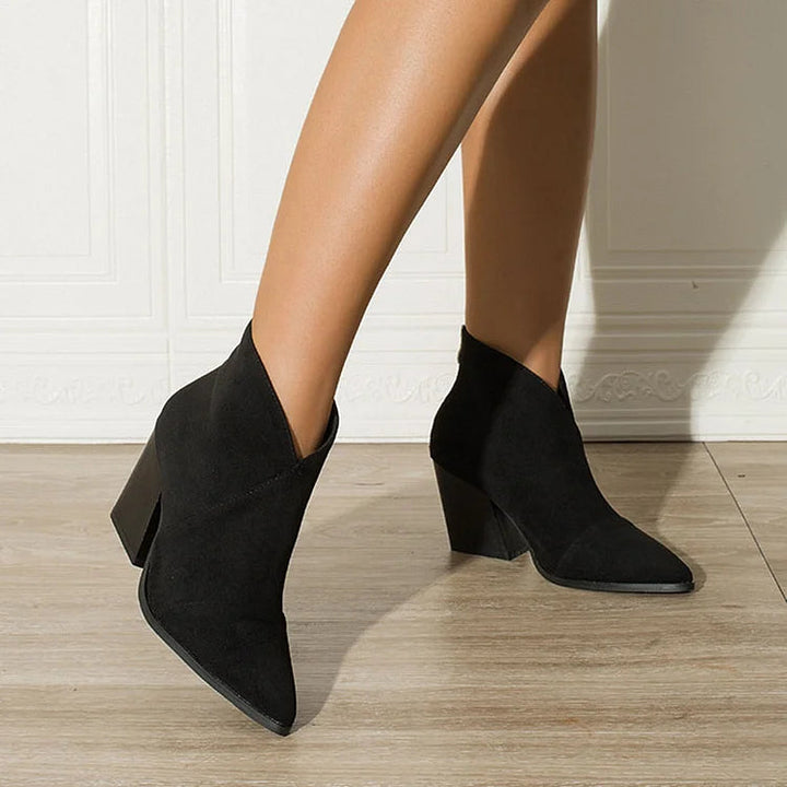POINTED ANKLE BOOT WITH Premium  EFFECT