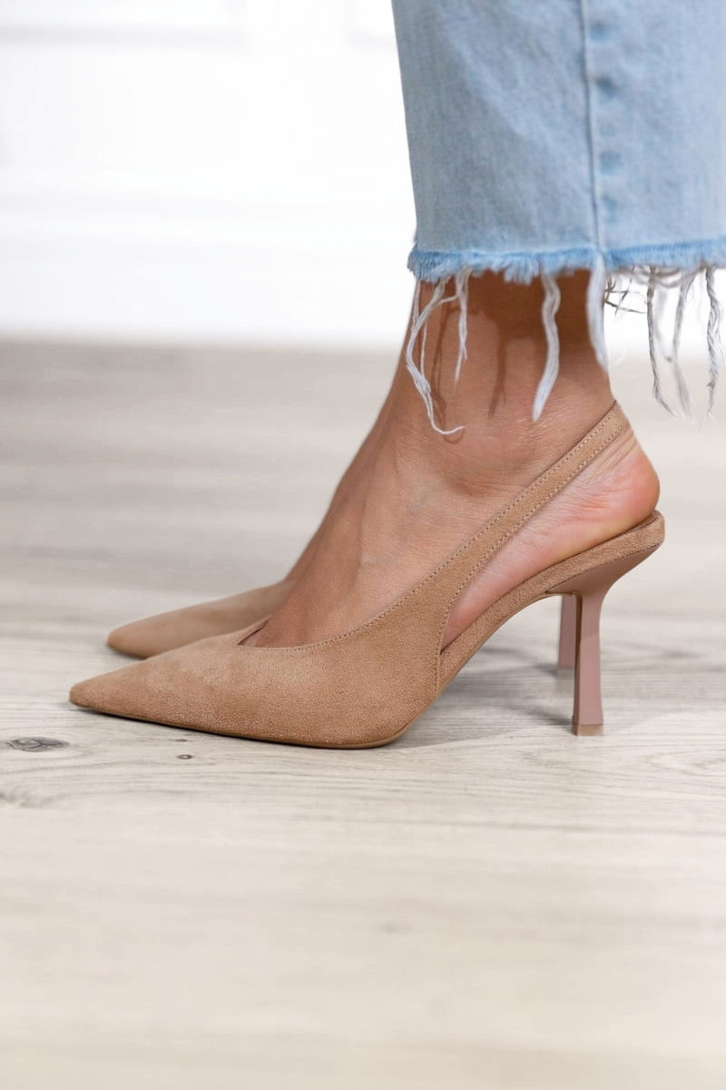 ASHLEY – SLINGBACK POINTED HEEL